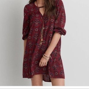 AE Keyhole Swing Dress Maroon Paisley Small